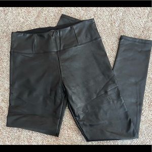 🔥Like New Faux Leather Leggings🔥